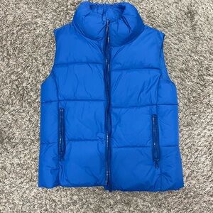 Blue puffer vest nwt